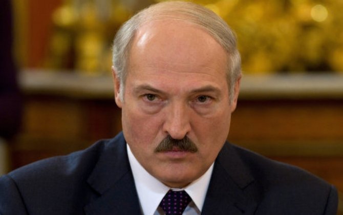 «Да я не поеду на танке в Киев!»: Лукашенко рассказал на чём он приедет в Киев