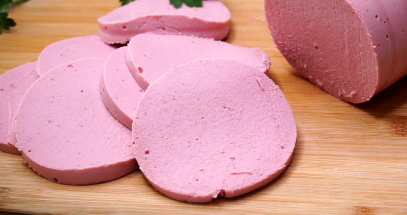 Домашняя варёная колбаса. Все очень просто и вкусно Домашняя варёная колбаса. Все очень просто и вкусно