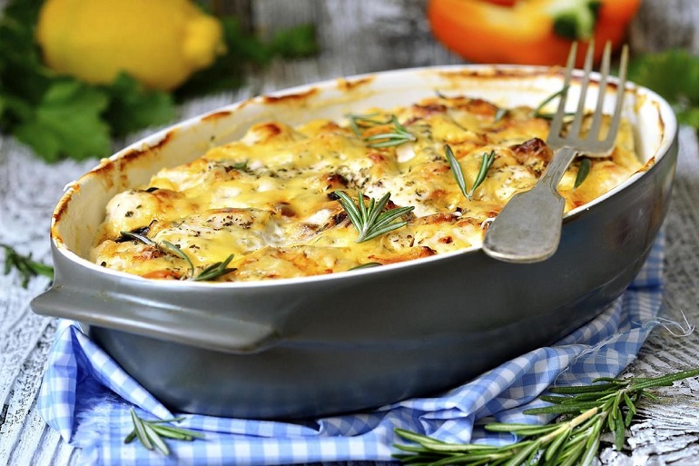 Обалденная куриная запеканка с грибами: вкуснейшее блюдо