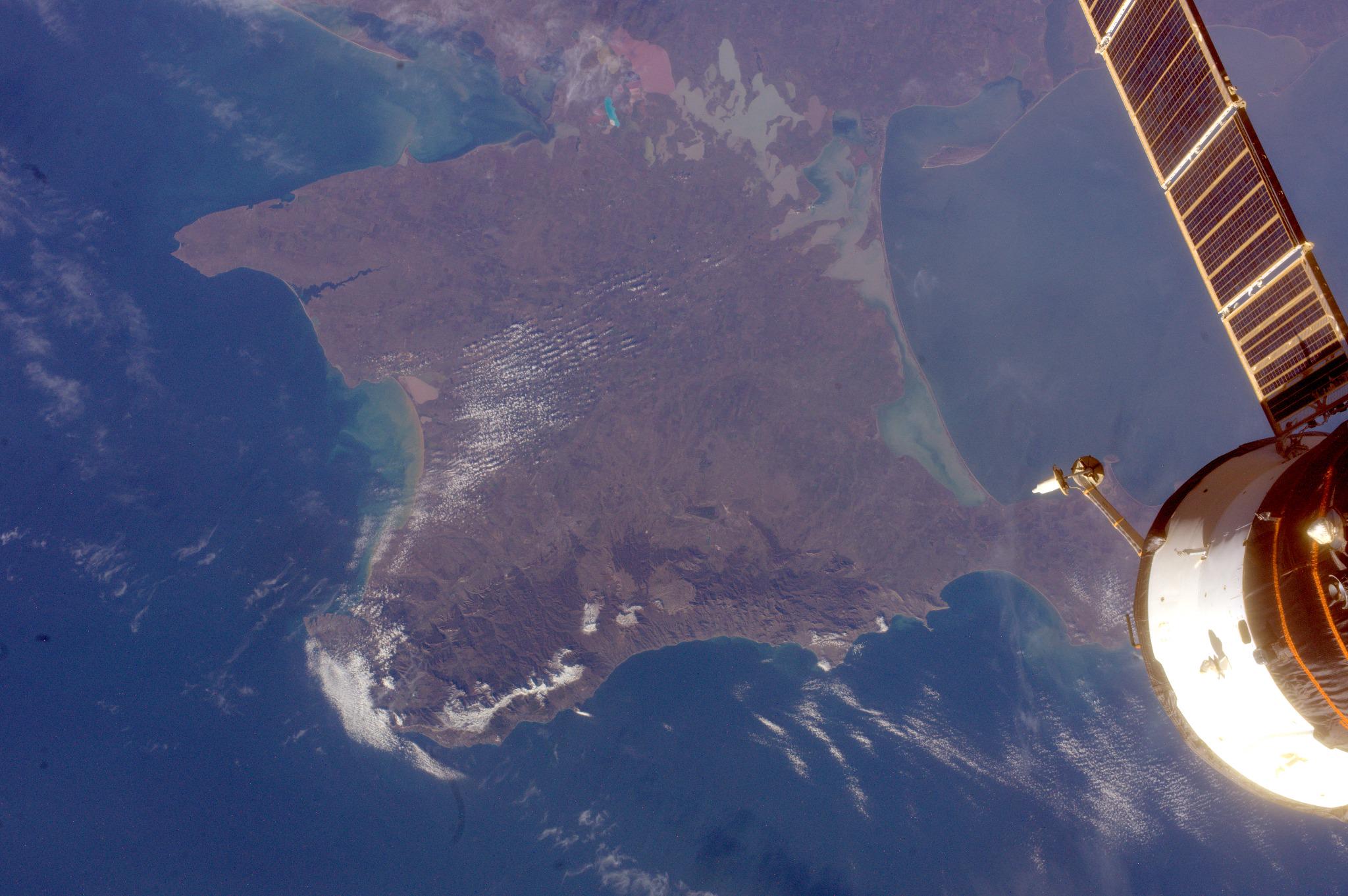 Космический снимок Крымского полуострова