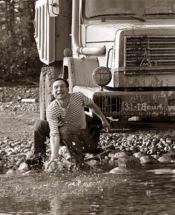 Гениальный фотожурналист советской эпохи Владимир Ролов Гениальный фотожурналист советской эпохи Владимир Ролов