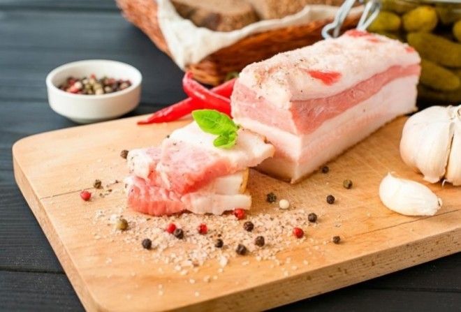 Сало в умеренных дозах несет только пользу и здоровье!