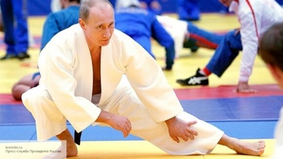 Foreign Policy рассказало о страхе США перед хитрой тактикой Путина из дзюдо Foreign Policy рассказало о страхе США перед хитрой тактикой Путина из дзюдо