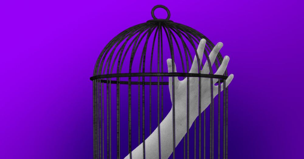 10 жутких фактов о здоровой девочке, которая всю жизнь заперта в больнице