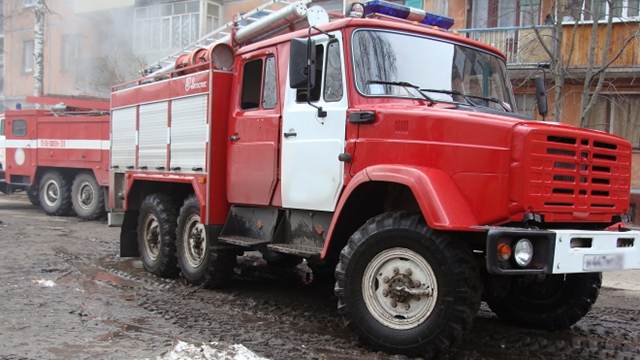 Пожар произошел в одноэтажном здании в центре Москвы