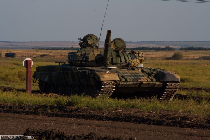 Суровые танки в женских руках Суровые танки в женских руках