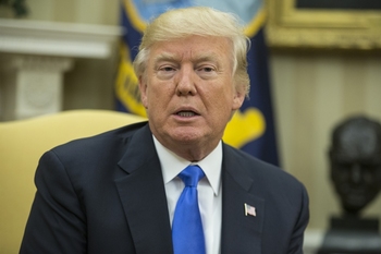 Трамп заявил об отказе от политики Обамы в отношении Кубы