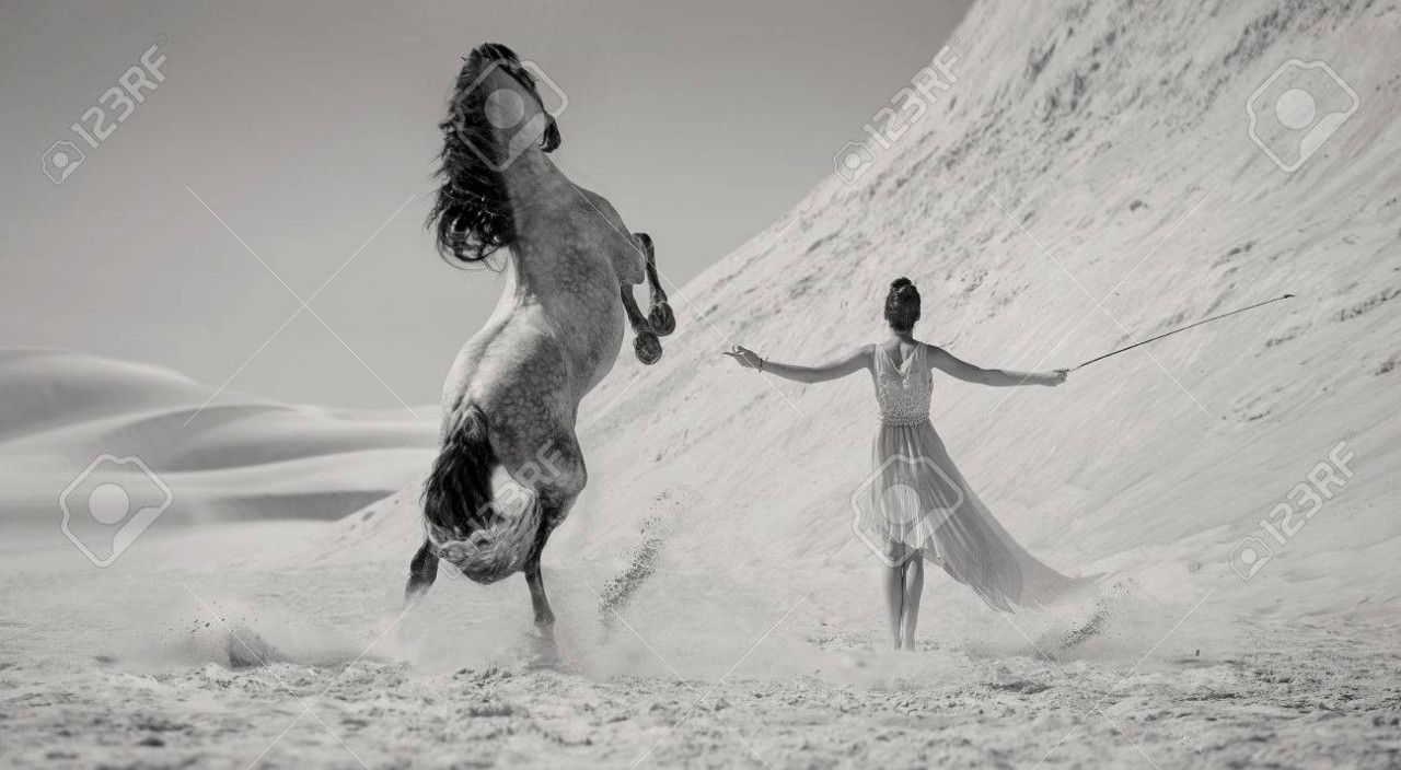 Сказочные фэшн-истории фотографа Конрада Бака Сказочные фэшн-истории фотографа Конрада Бака