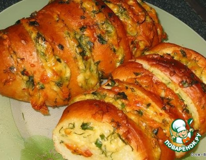 Рецепт: Запеченный батон с сыром и чесноком Рецепт: Запеченный батон с сыром и чесноком