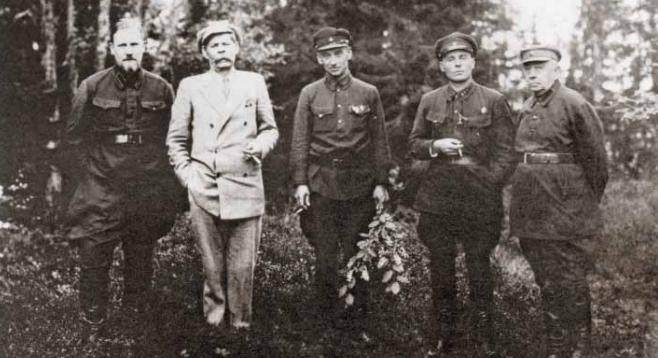 Приезд Максима Горького на Соловки и массовые расстрелы 1929 г.