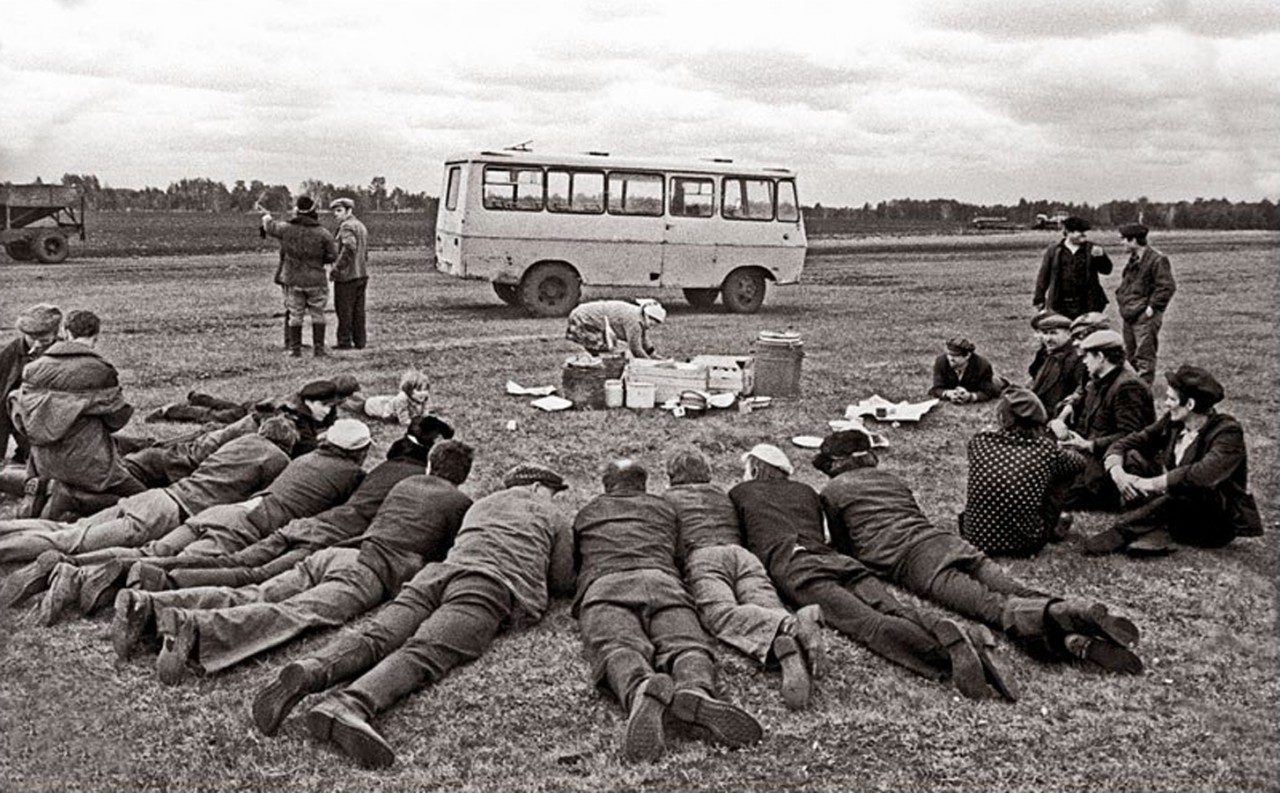 Гениальный фотожурналист советской эпохи Владимир Ролов Гениальный фотожурналист советской эпохи Владимир Ролов