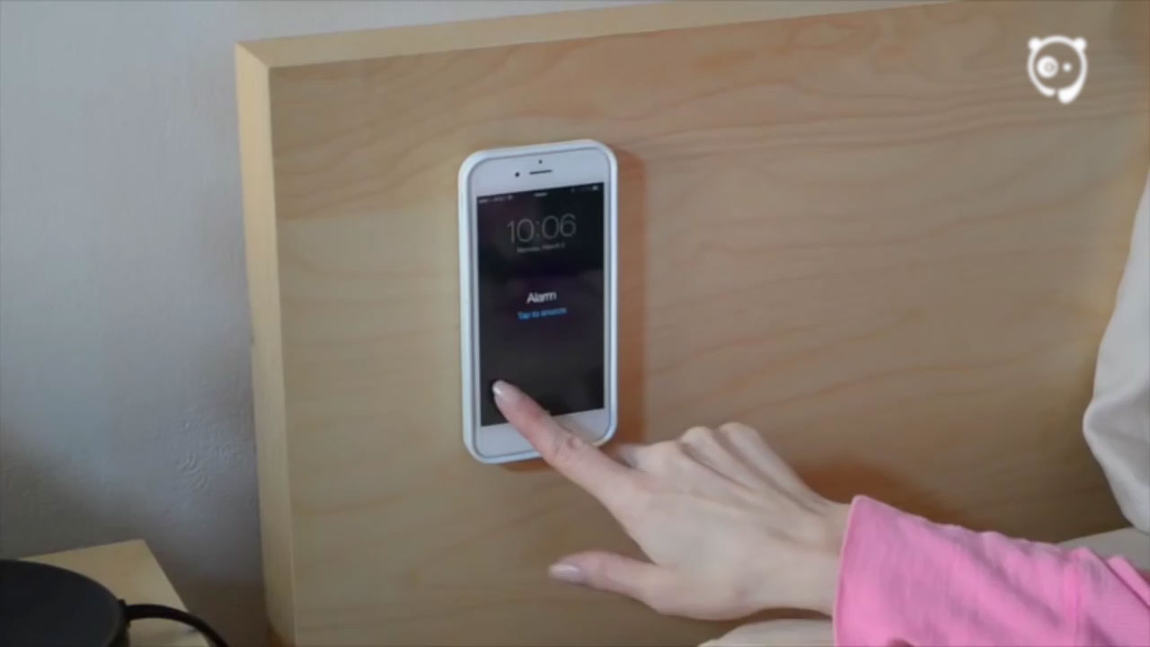 ‘Anti-Gravity’ Phone Case That Lets You Stick Your Phone To Almost Any Surface