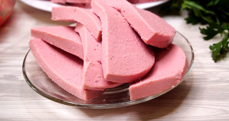 Домашняя варёная колбаса. Все очень просто и вкусно Домашняя варёная колбаса. Все очень просто и вкусно