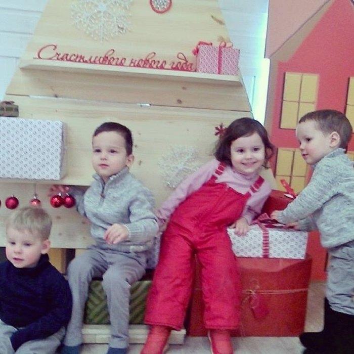 Многодетную мать из Екатеринбурга, удалившую грудь, суд признал мужчиной и отобрал у нее детей Многодетную мать из Екатеринбурга, удалившую грудь, суд признал мужчиной и отобрал у нее детей