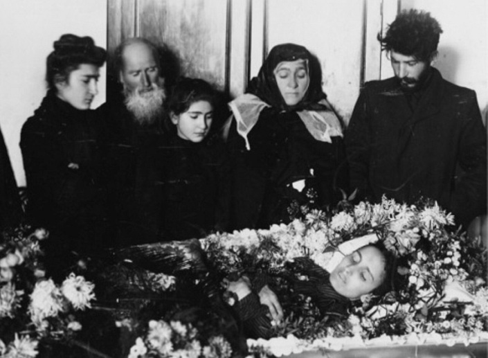 История как она есть История как она есть