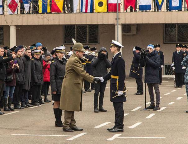 СМИ Украины: В Одесской академии ВМСУ прошёл "последний выпуск верных" СМИ Украины: В Одесской академии ВМСУ прошёл "последний выпуск верных"