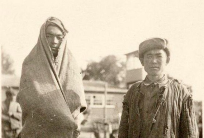 Не стали драться за хлеб: неизвестный подвиг узбекских солдат в немецком плену Не стали драться за хлеб: неизвестный подвиг узбекских солдат в немецком плену