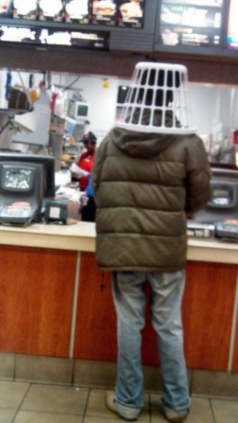 Что здесь происходит?! (29 фото) Что здесь происходит?! (29 фото)