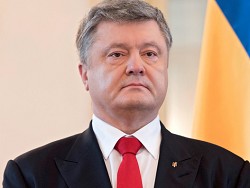 Порошенко угрожает России новыми санкциями перед разговором "нормандской четверки"
