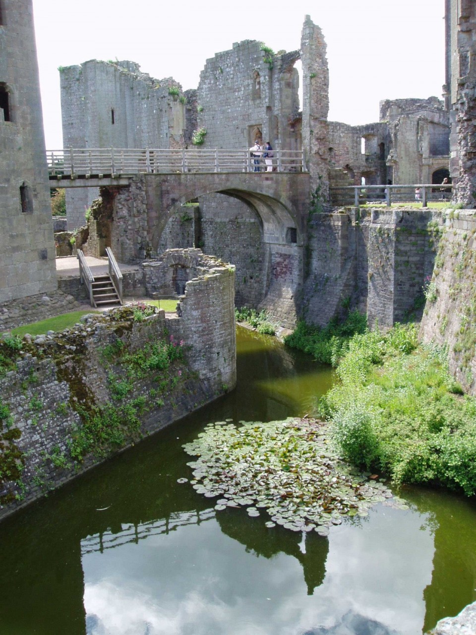 Замки Англии: Раглан (Raglan Castle)