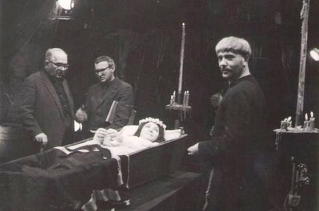 49 кадров из наших любимых кинофильмов 49 кадров из наших любимых кинофильмов