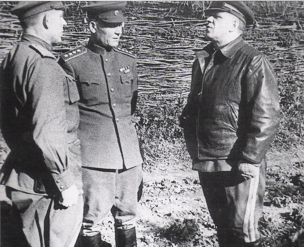 «Командование советских войск», ч.1. Жуков Георгий Константинович (1896—1974) «Командование советских войск», ч.1. Жуков Георгий Константинович (1896—1974)