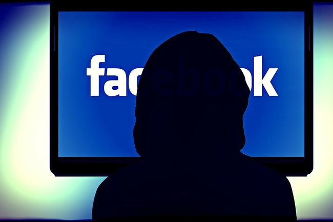 Facebook грозит штраф в размере 8 млрд долларов за слив данных
