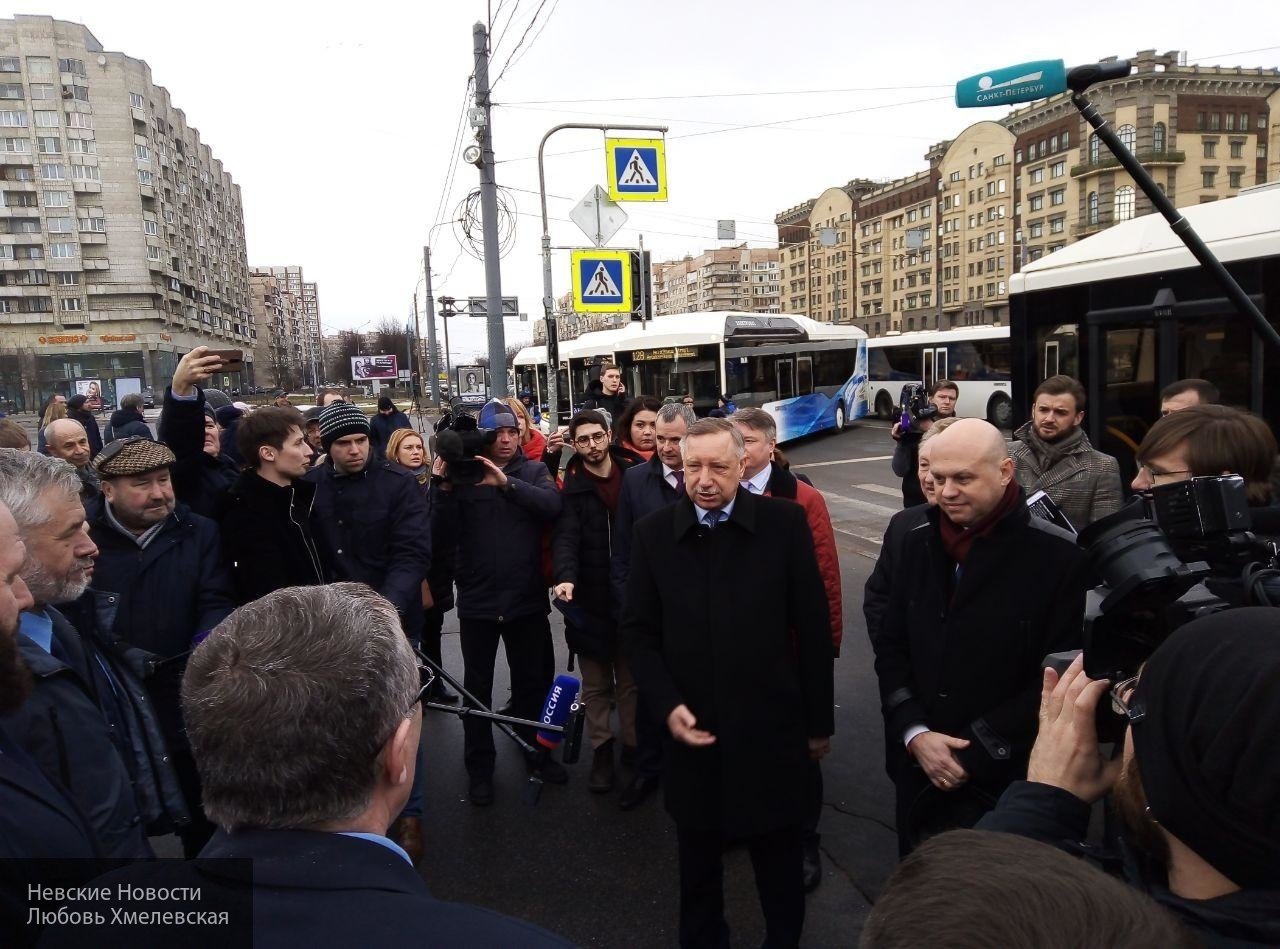 Беглов торжественно запустил первый петербургский электробус