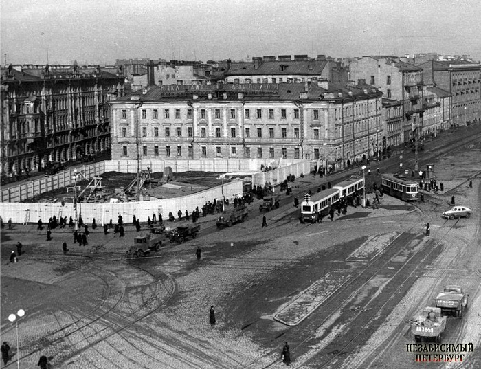 «Не сберегли…»: Церкви Санкт-Петербурга, которые уступили место станциям метро