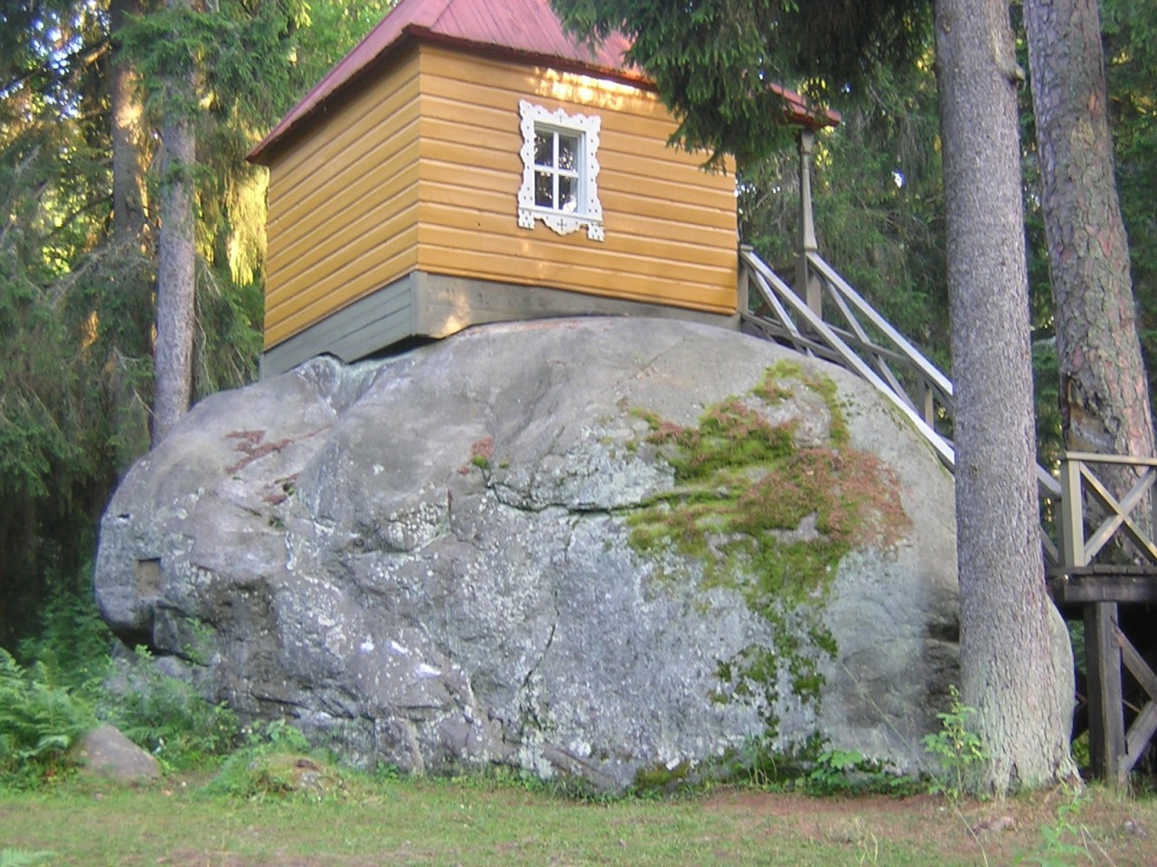 Самые необычные и удивительные камни Земли.
