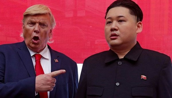 «Он ищет поддержку»: политологи оценили встречу Трампа и Ким Чен Ына «Он ищет поддержку»: политологи оценили встречу Трампа и Ким Чен Ына