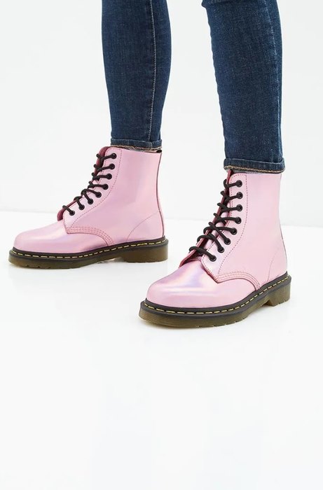 Dr. Martens, 10 700 руб. (Lamoda) Dr. Martens, 10 700 руб. (Lamoda)