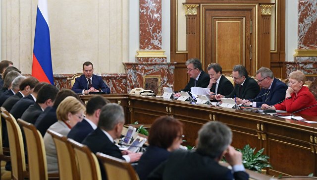 Правительство уйдет в отставку после 7 мая, заявил Медведев Правительство уйдет в отставку после 7 мая, заявил Медведев