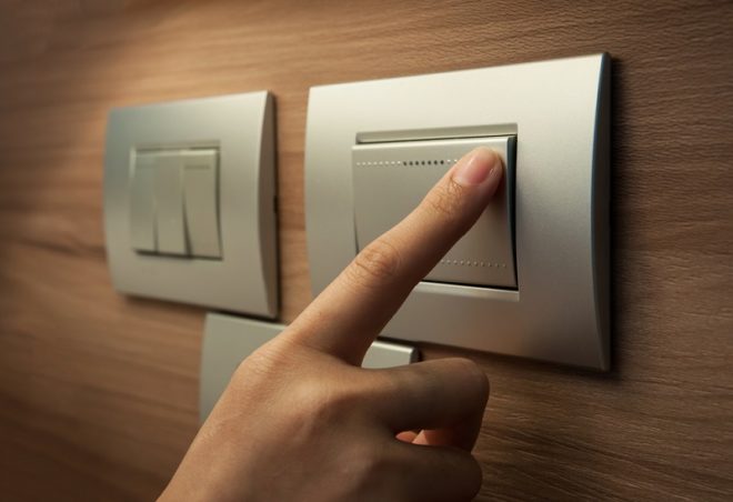 Вот как правильно смонтировать проводку в доме! Вот как правильно смонтировать проводку в доме!
