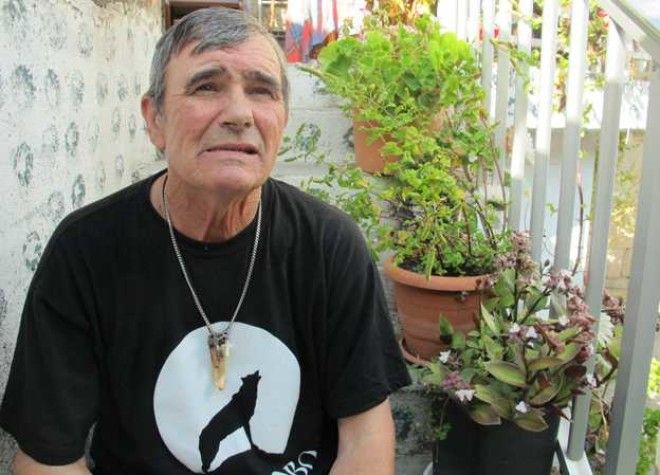 Испанец 12 лет прожил с хищниками и 50 лет не может привыкнуть к людям Испанец 12 лет прожил с хищниками и 50 лет не может привыкнуть к людям