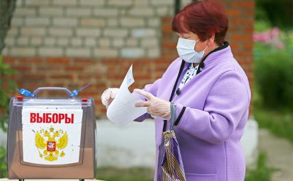 «Даже в багажнике»: Голосовать можно сколько угодно, и где угодно Поправки в Конституцию войдут в историю как беспрецедентный фарс