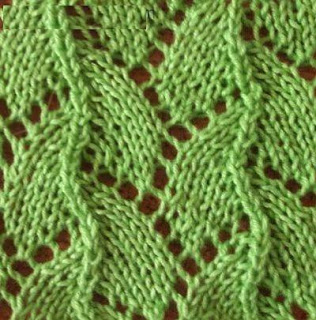 Несколько схем для вязания узора «Змейка»