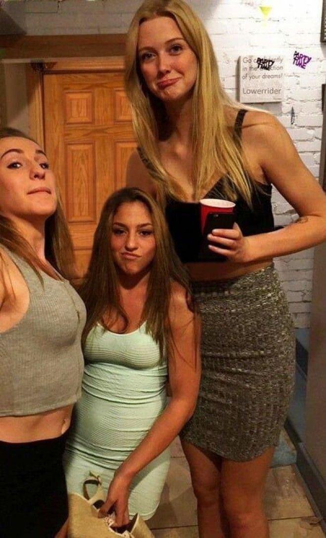 15. Селфи с высокими делать непросто, зато у них руки длинные 15. Селфи с высокими делать непросто, зато у них руки длинные высокие девушки, интересно, низкие девушки, разный размер, рост, фото