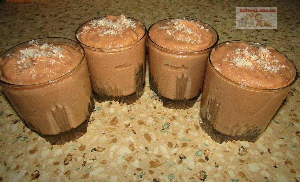Шоколадный десерт без выпечки и желатина