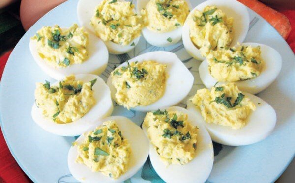 8 самых вкусных начинок для фаршированных яиц. Добавляем к себе в копилку