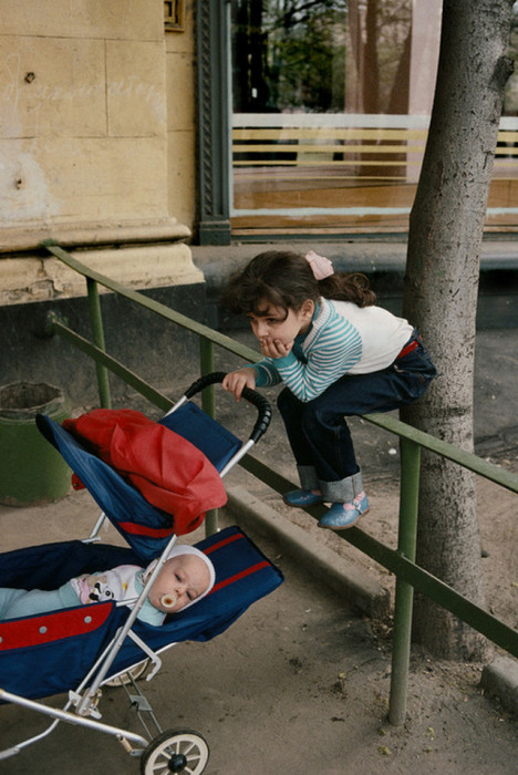 Москва конца 1980 на фотографиях Гарри Груйера, который хотел рассказать всему миру «историю полностью» Москва конца 1980 на фотографиях Гарри Груйера, который хотел рассказать всему миру «историю полностью»