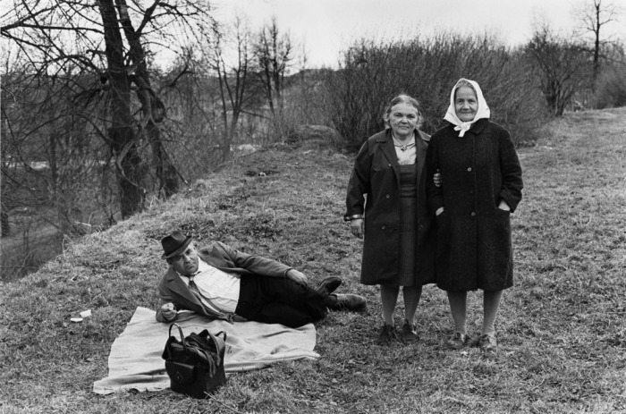 Уличные фотографии Владимира Сычёва – человека, который первым показал Западу повседневную жизнь советских людей Уличные фотографии Владимира Сычёва – человека, который первым показал Западу повседневную жизнь советских людей