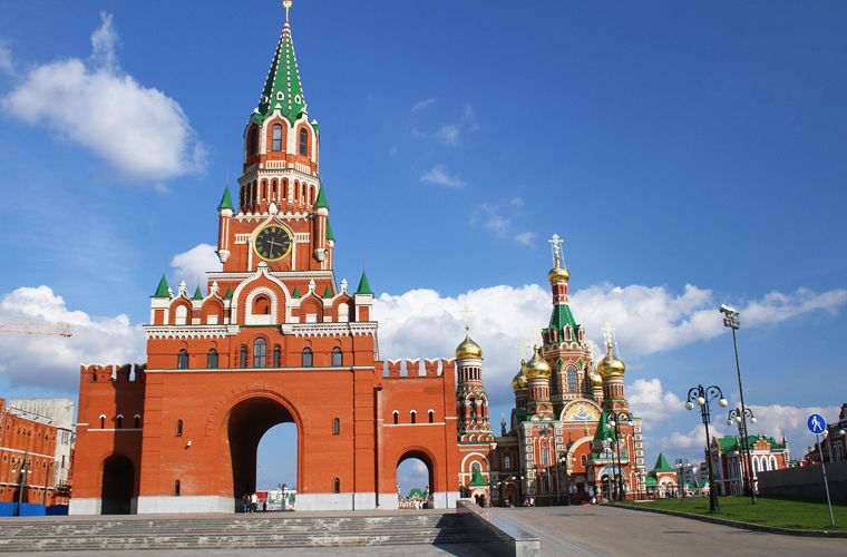 Кремль и не один . Все они  гордость России