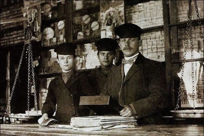 В бакалейной лавке Как в России надували гусей и покупателей: Какие продукты подделывали в старину