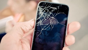 В США запатентован смартфон с "заживающим" экраном