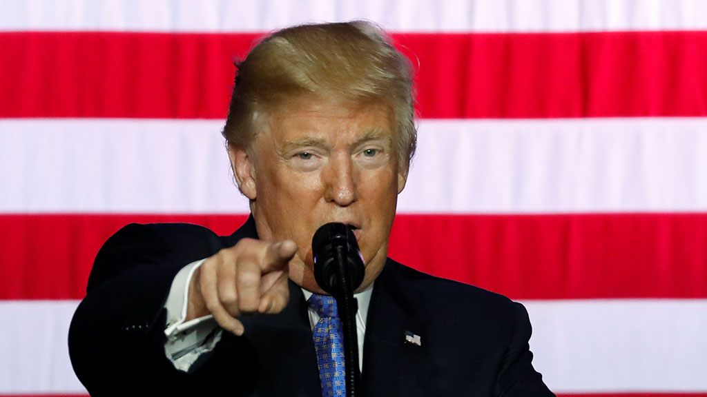 Трамп заявил, что США вряд ли пойдут на сокращение добычи нефти