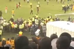 Жестокую драку футбольных фанатов сняли на видео с трибуны