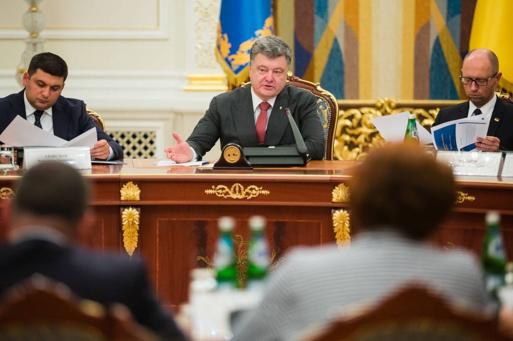 Украинские власти втайне мечтают избавиться от Донбасса Украинские власти втайне мечтают избавиться от Донбасса