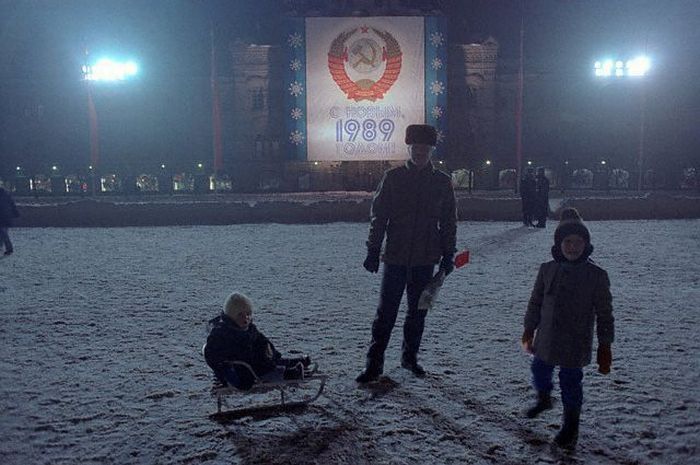 Красная площадь. СССР, Москва, 1988 год. Красная площадь. СССР, Москва, 1988 год.
