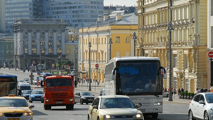 Стало известно, какие дороги перекроют в Москве в связи с подготовкой к параду Победы